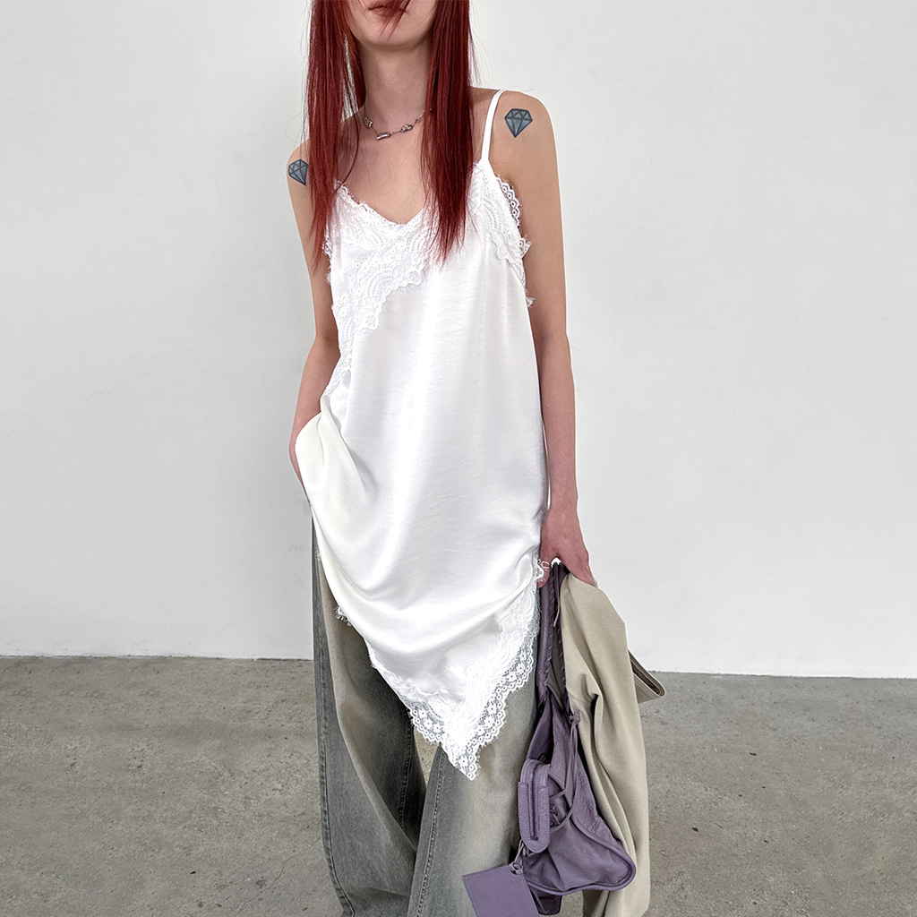 サテンスリップレースレイヤードミディワンピース