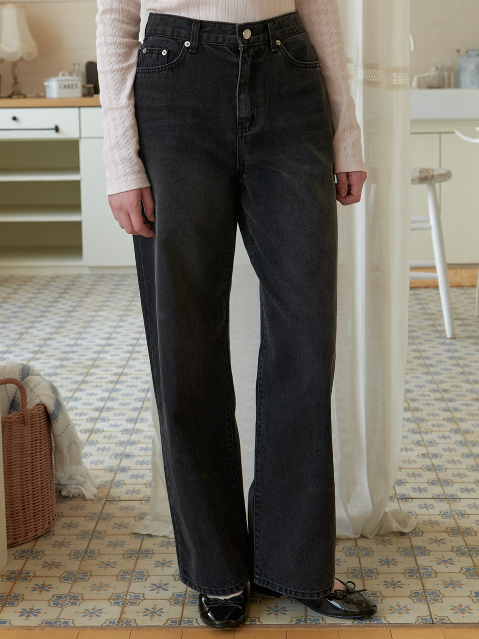 A WIDE GREY DENIM PANTS_DARK GREY