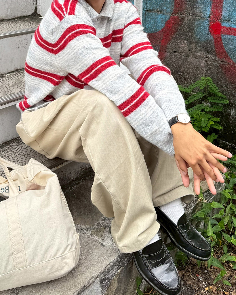 ユニセックス）レトロカラーストライプ長袖ニット