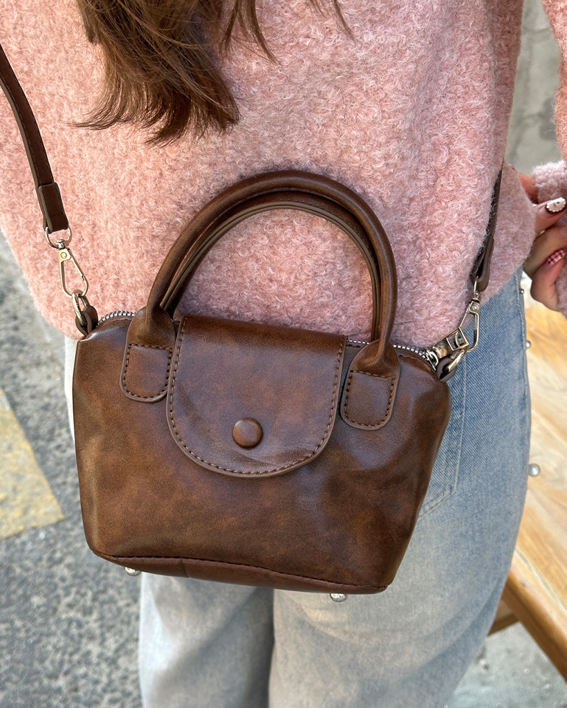 ブラウンミニクロスバッグ