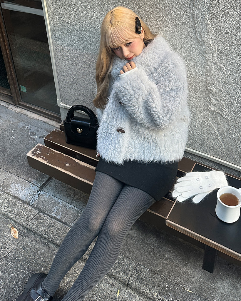 (希少)アルベロベロ　ファー　ブタさん　アニマル柄　ボタン刺繍　ジャケット 極美品 希少✨️ALBEROBELLO 刺繍ボタン ブタさん デニムセットアップ