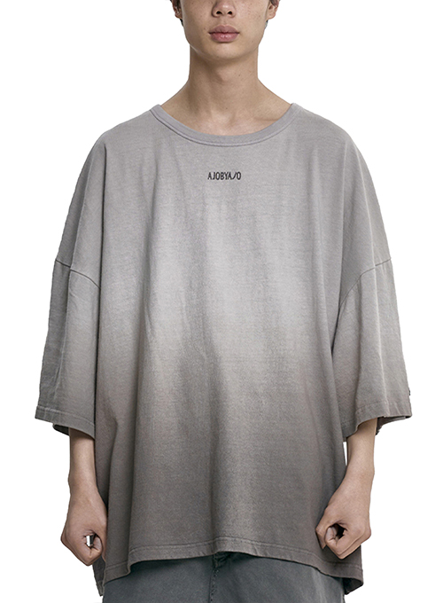Gradation Washed T-Shirt [CHARCOAL]