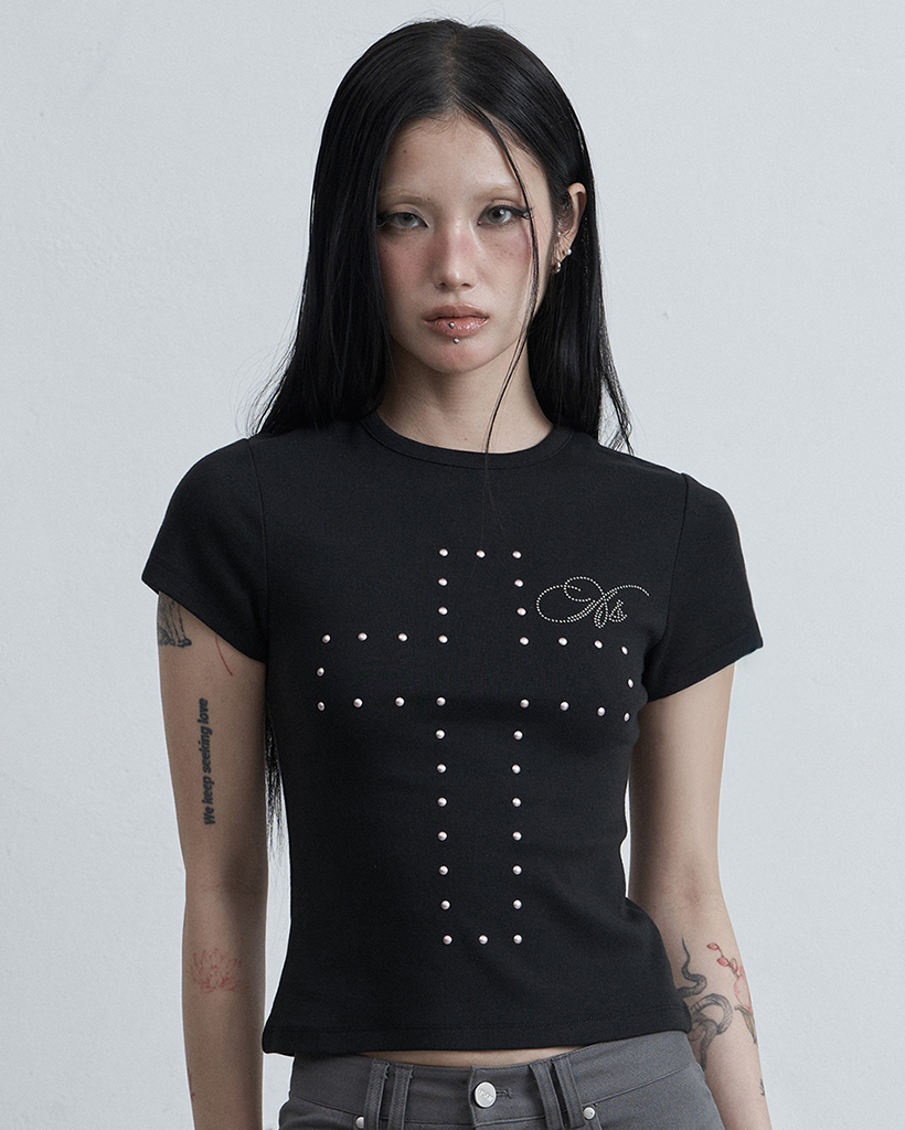Hillda Cross Hotfix Long Sleeve 韓国ファッション Cross Hotfix T-Shirts White | ファッション通販サイト NUGU
