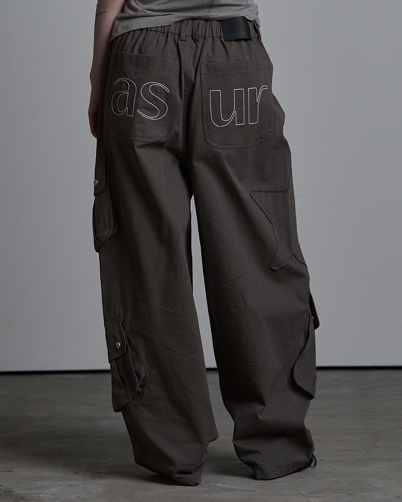 AU PATCHED POCKET COTTON PANTS CHARCOAL
