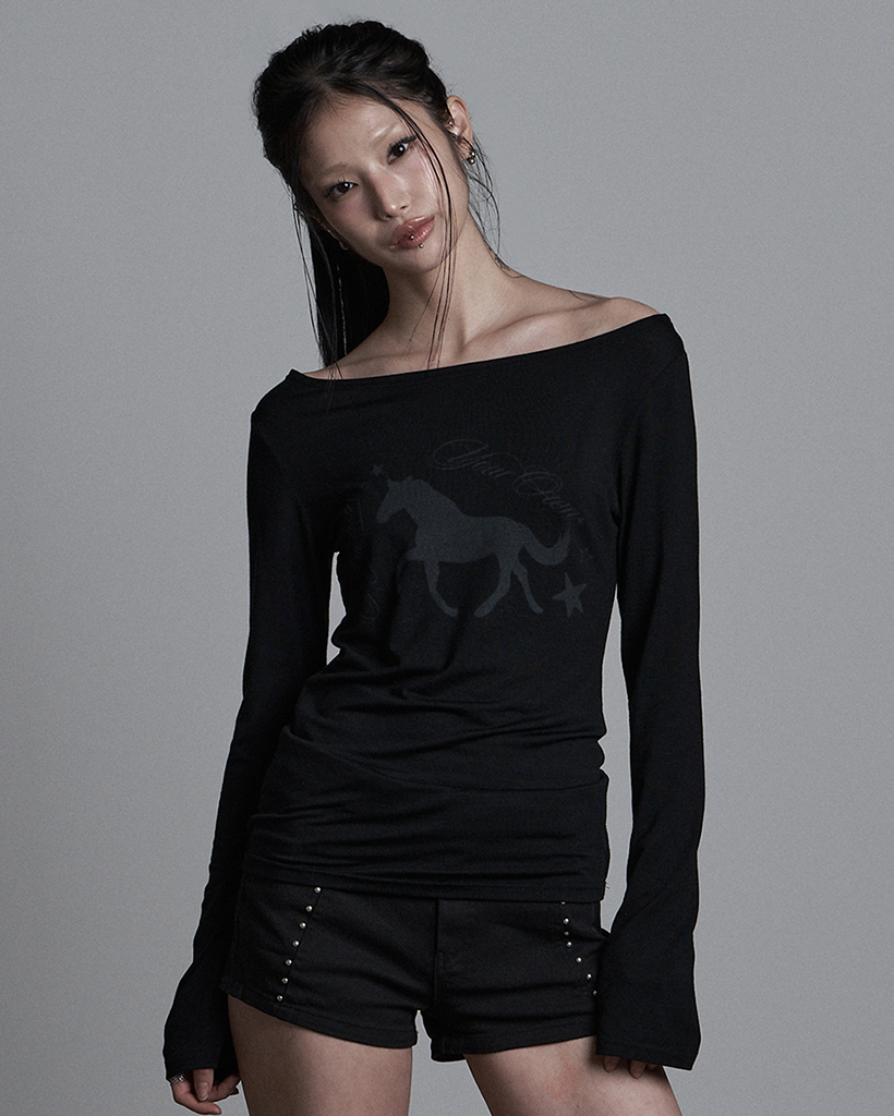 HORSE BOAT NECK LONG SLEEVE BLACK