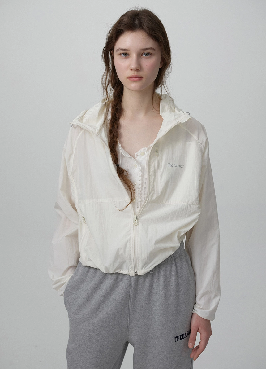 Aero Hooded Jacket_Cream_11.jpg