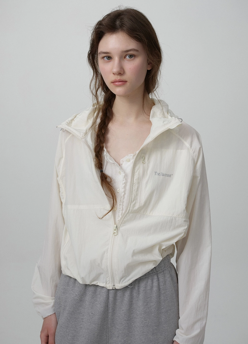 Aero Hooded Jacket_Cream_12.jpg