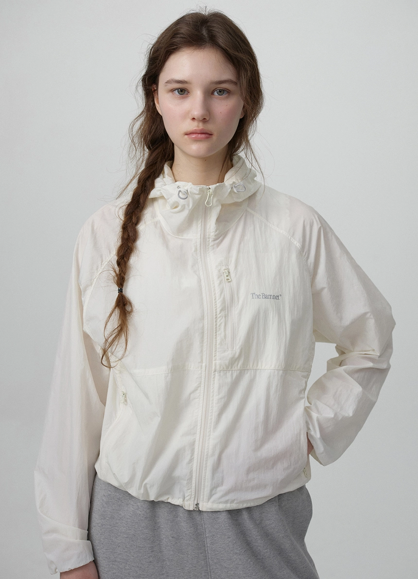 Aero Hooded Jacket_Cream_13.jpg