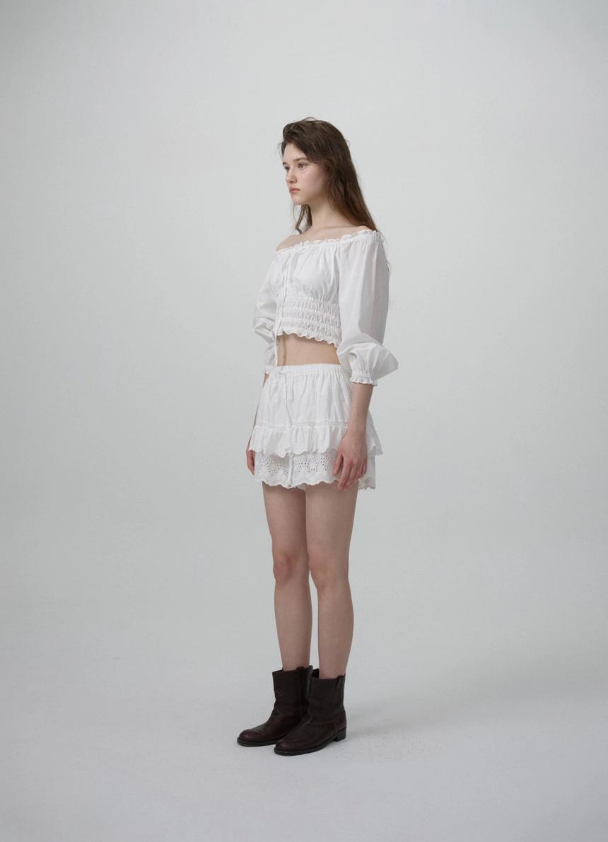 Annette Scallop Shorts_07.jpg