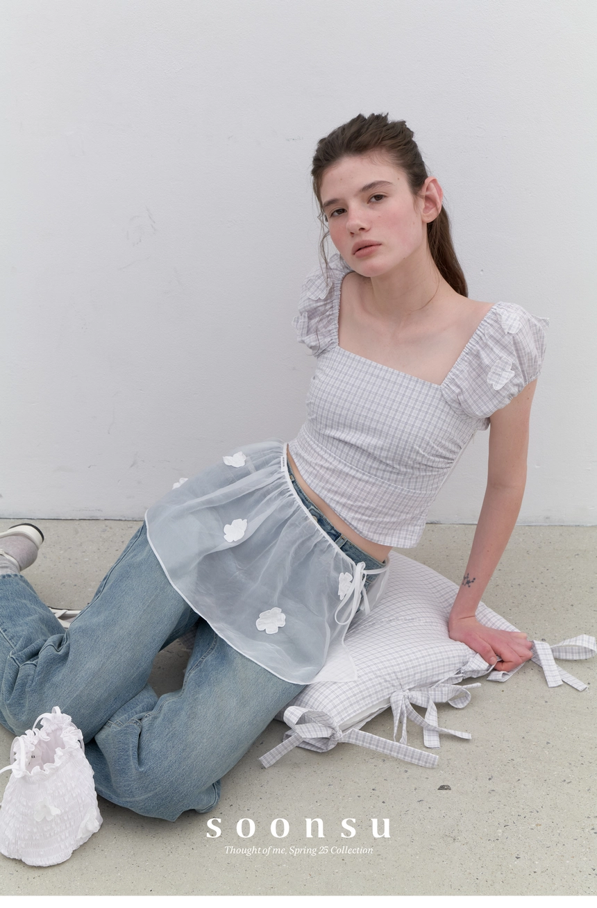 Applique Layering Skirt (White).jpg