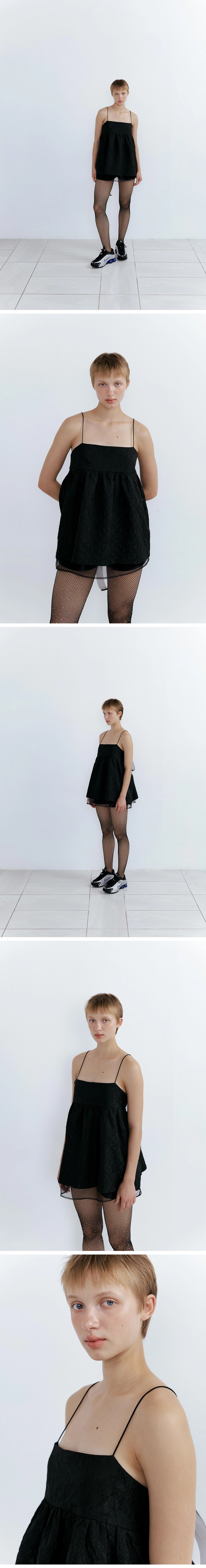 Apron-Tulle-Bustier_Jet-Black_01.jpg