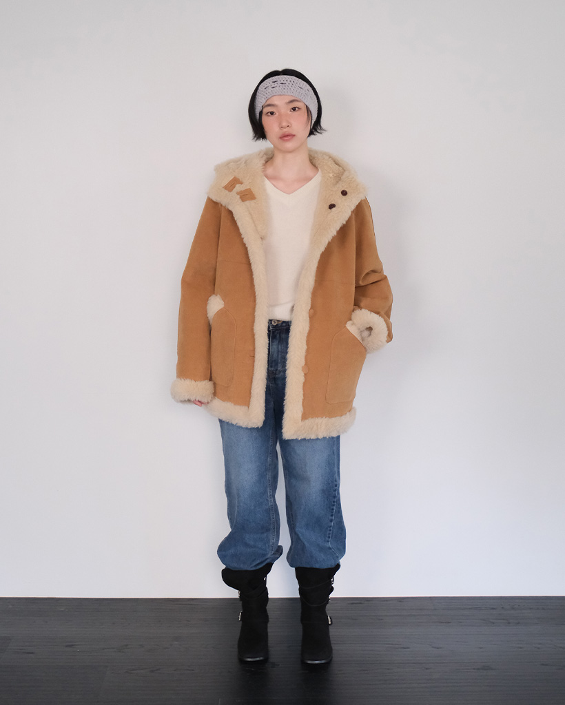 moui Shearing reversible mustang (BEIGE)