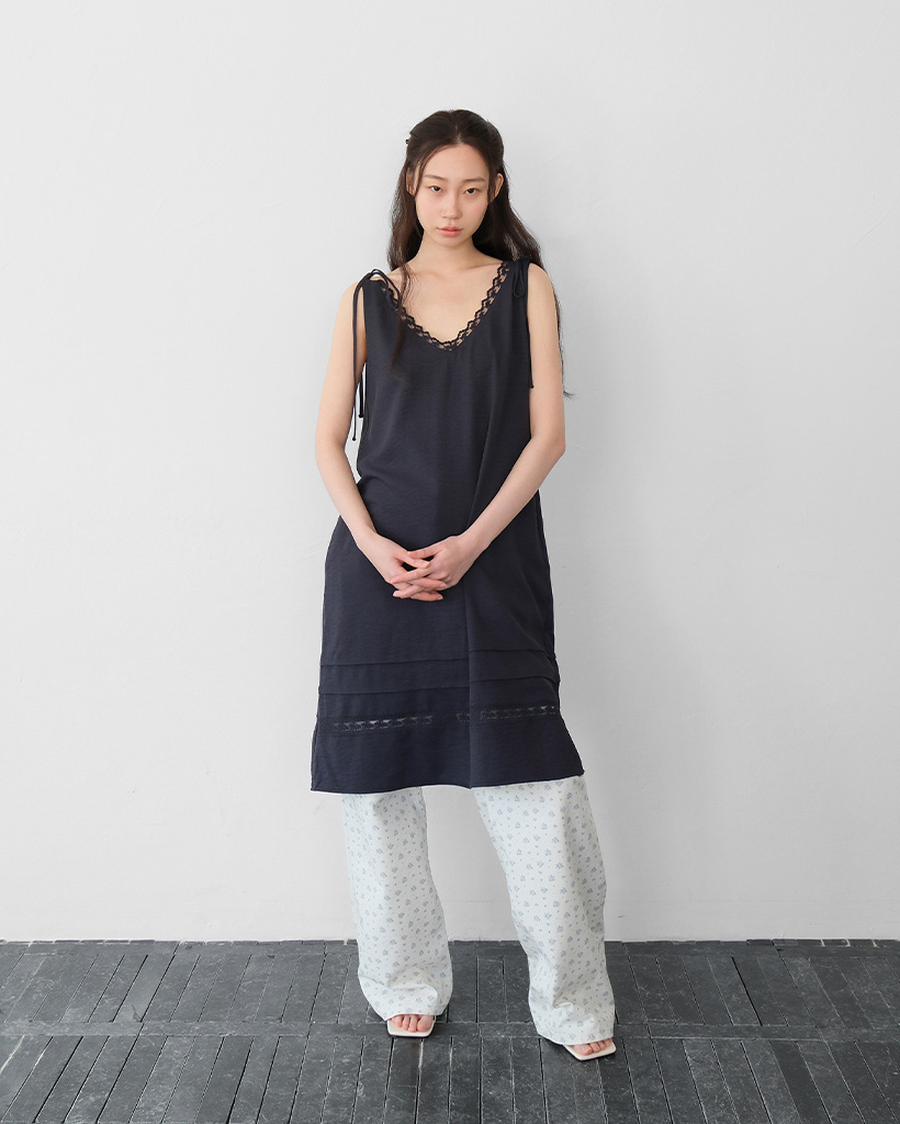 moui Jazz sleeveless ops (NAVY)