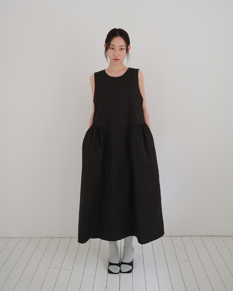 moui Line maxi shirring ops (BLACK)