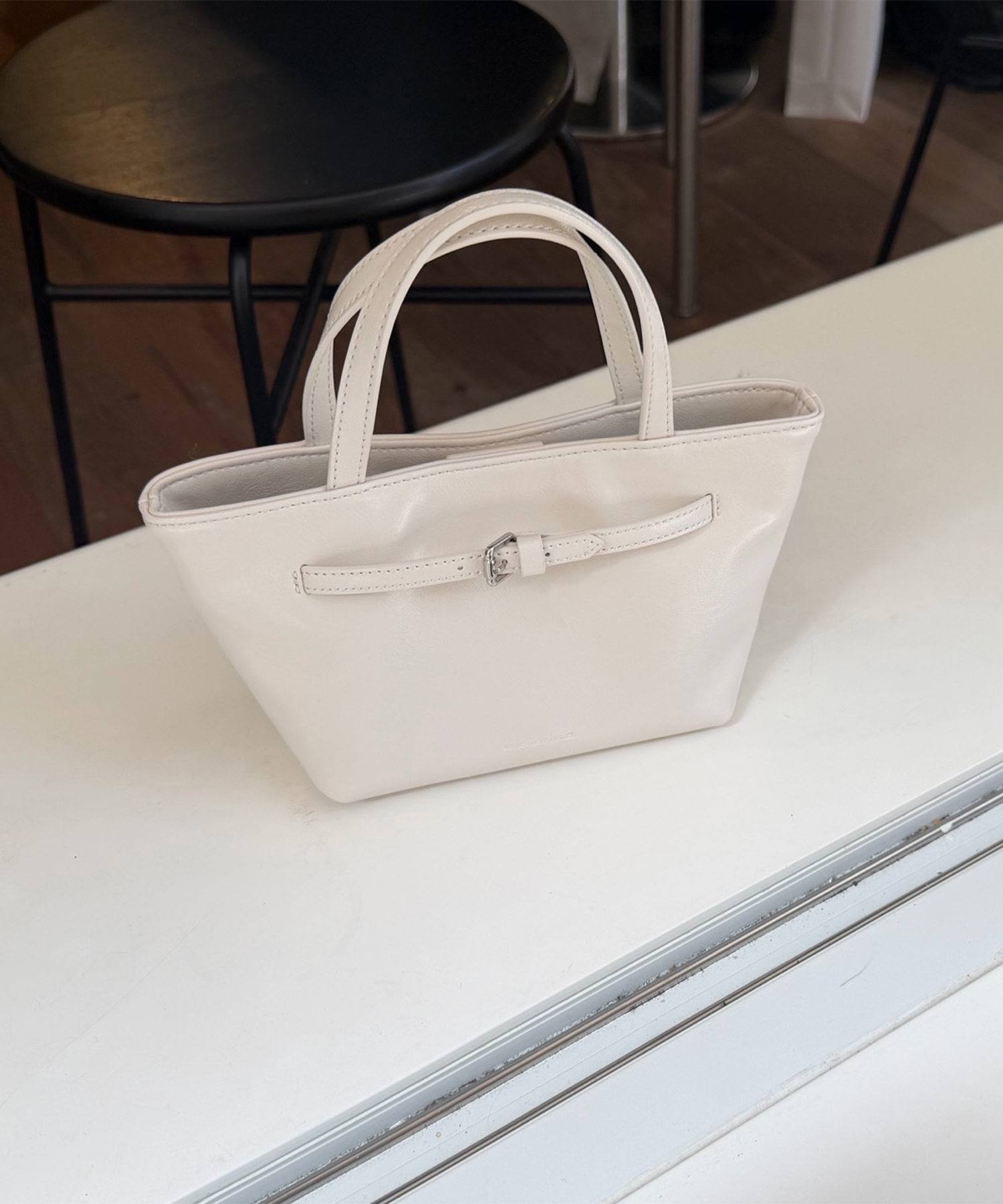 Belted Tote Bag - Cream