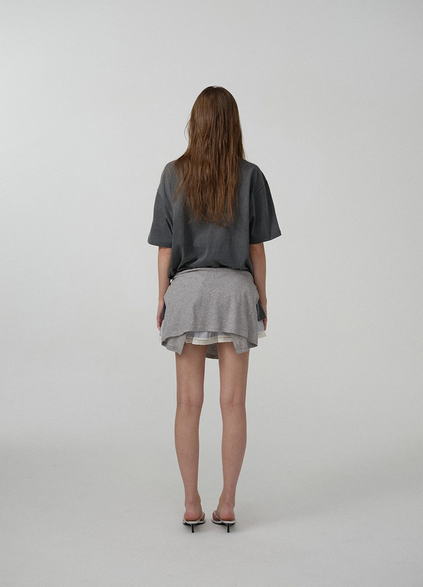 Benny Script Logo T-shirt_Charcoal_03.jpg