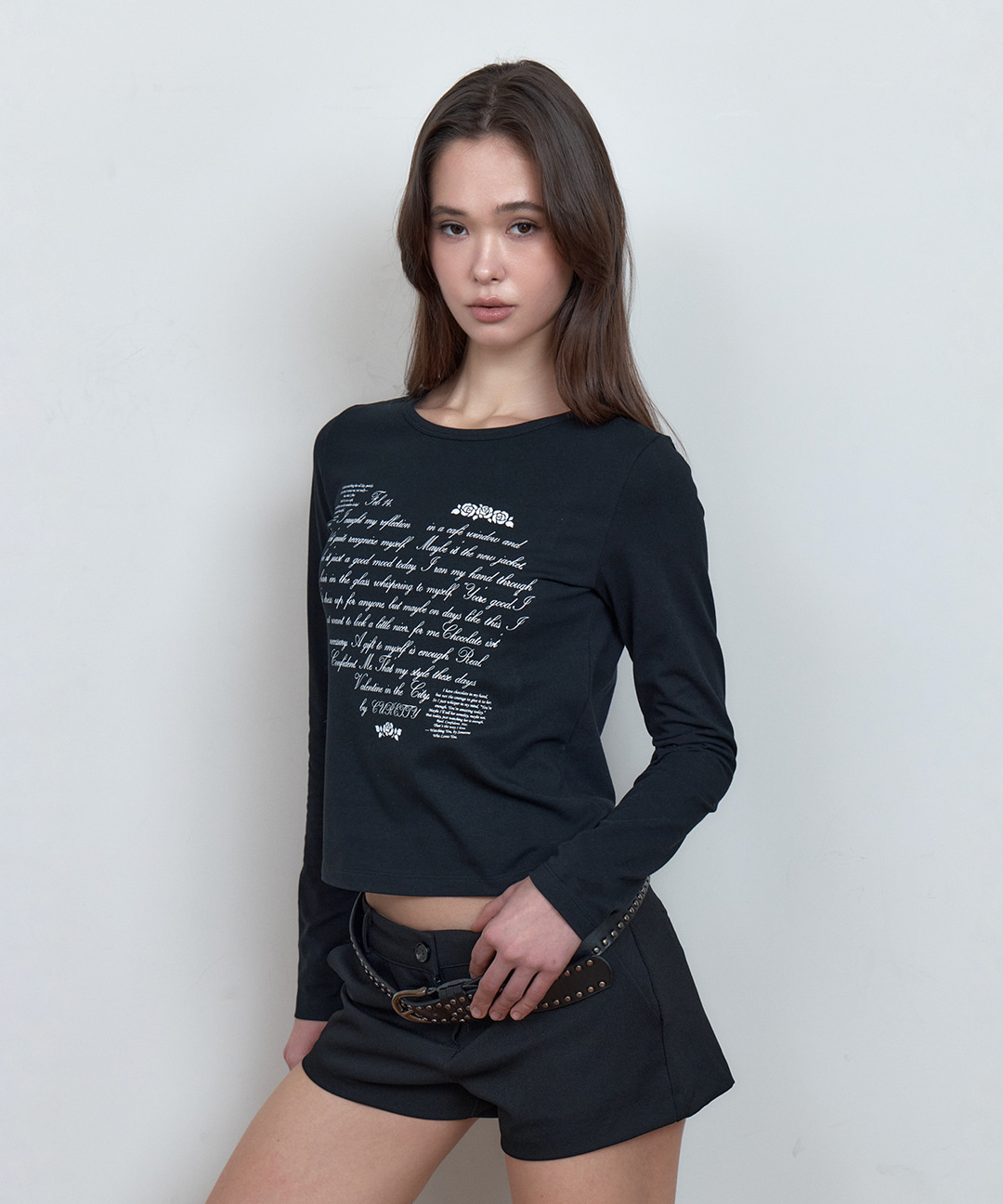 C LOVE LETTER GRAPHIC T-SHIRT_BLACK | ファッション通販サイト NUGU