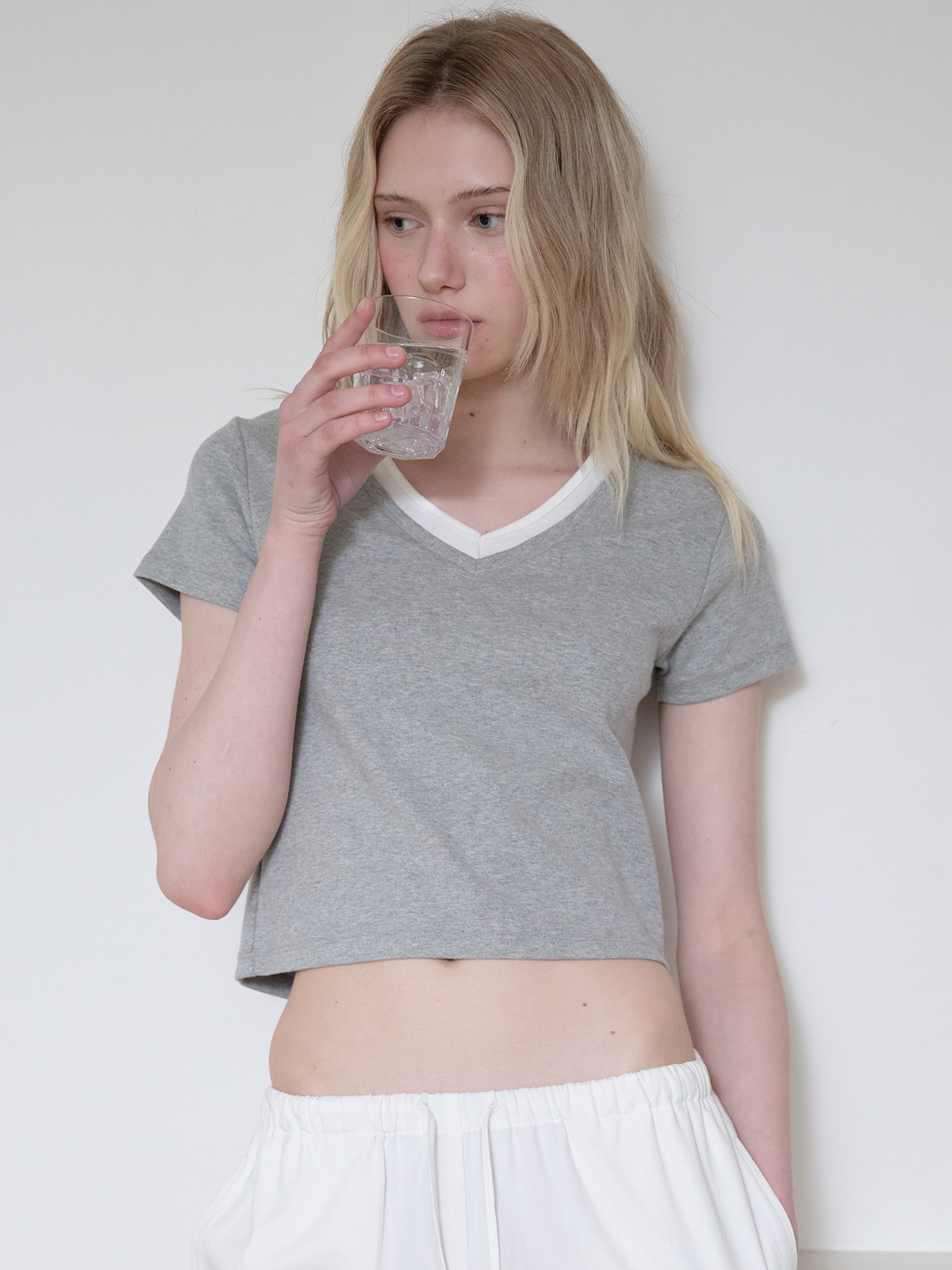 V-neck layered t-shirt [FRSP08TS11]_Gray