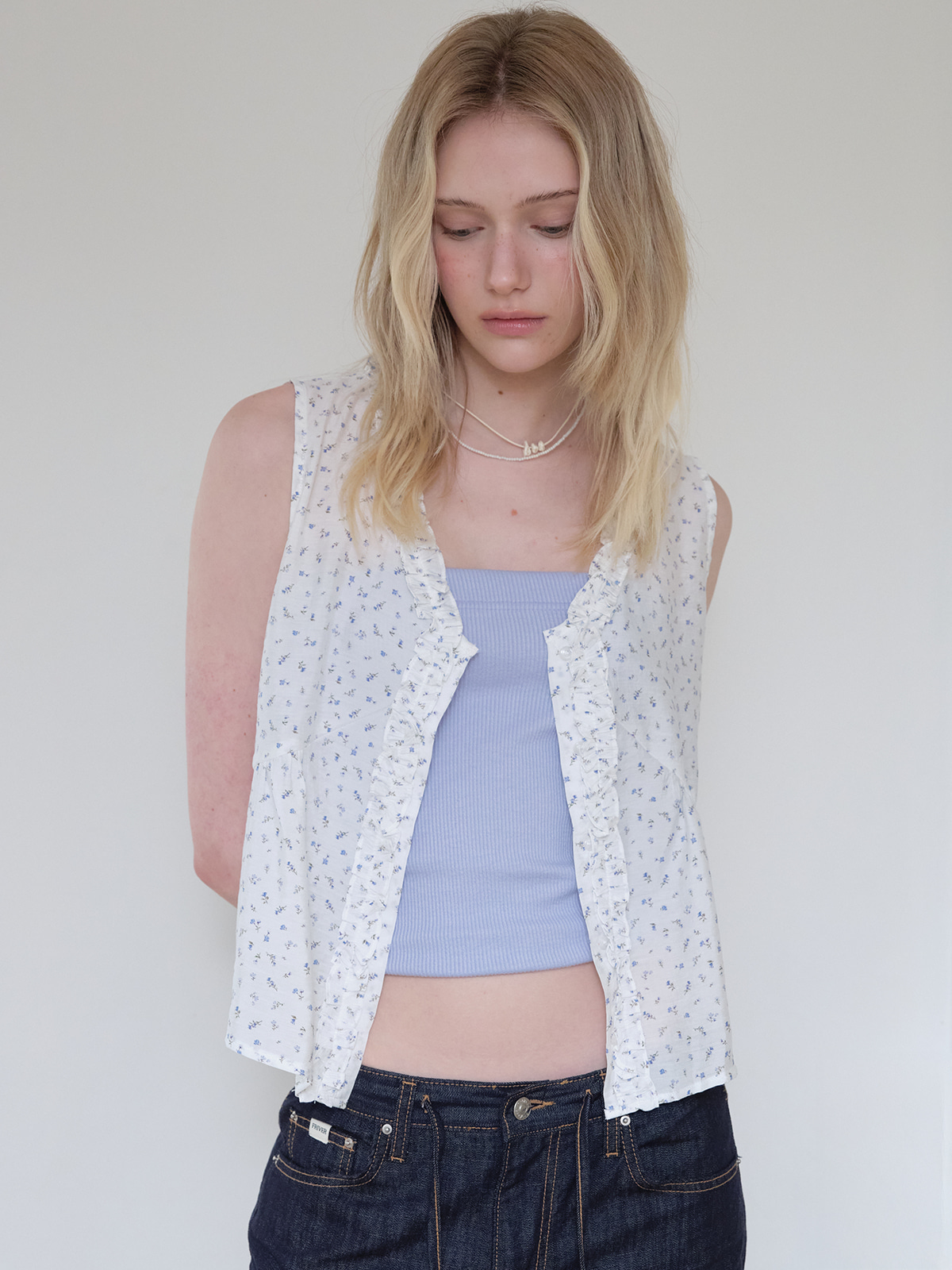 Flower frill sleeveless blouse [FRSP08BL01]_Ivory