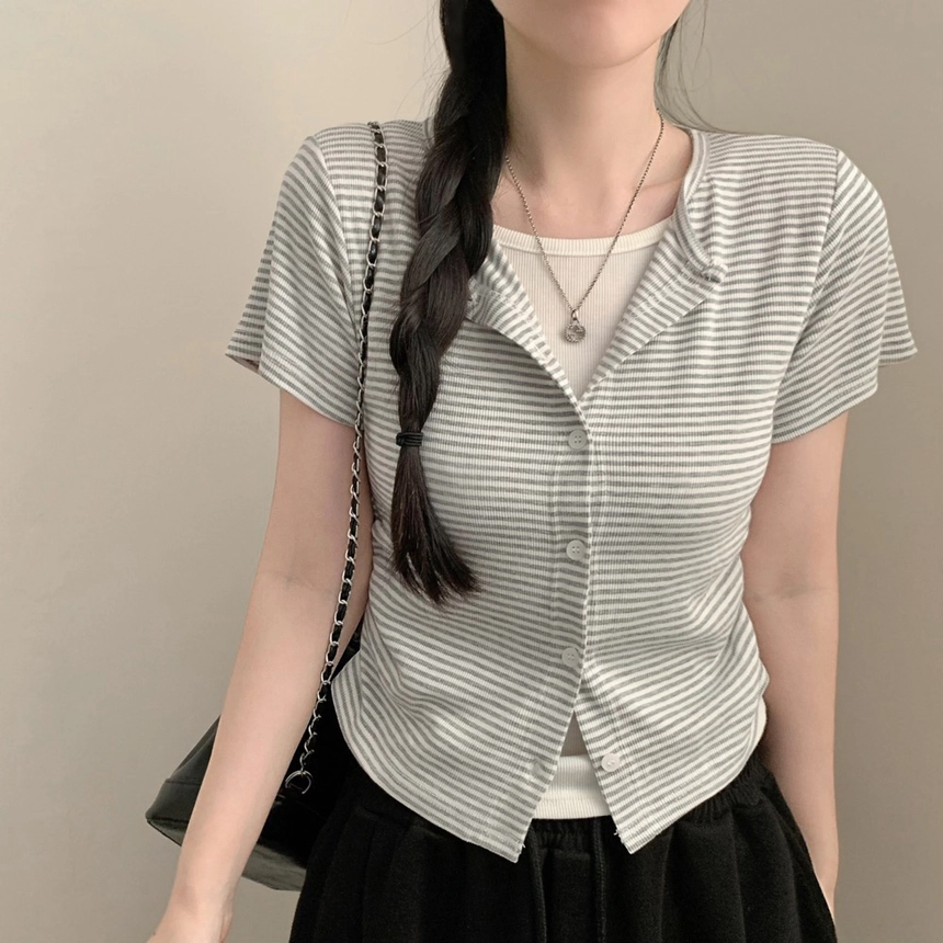 CD_415_gray.jpg