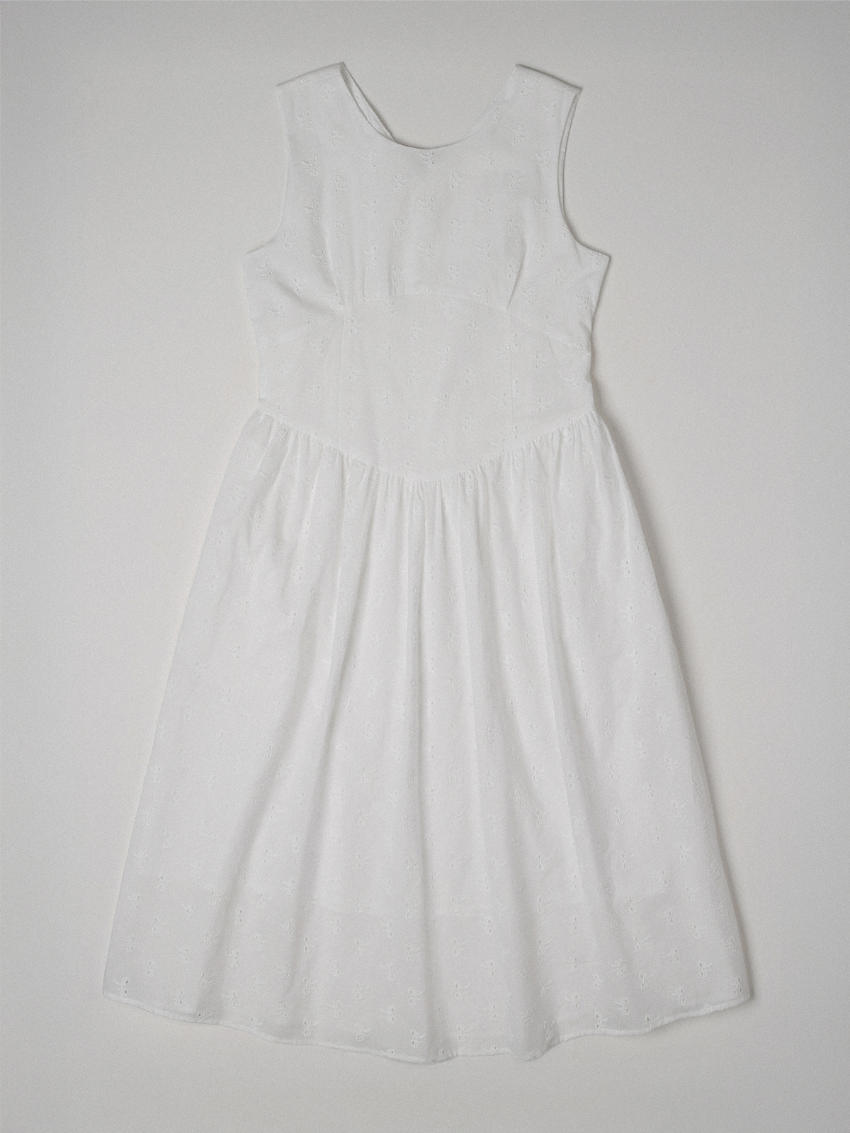 Ribbon pattern lace sleeveless dress [FRSP07OP01]_White