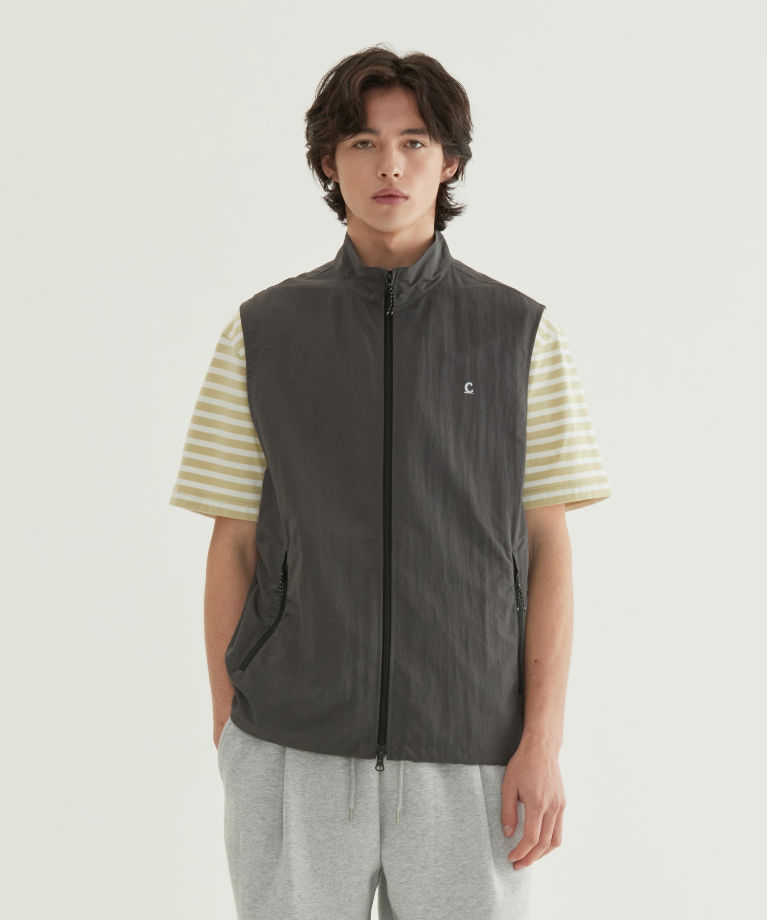 NYLON TRACK VEST - Charcoal