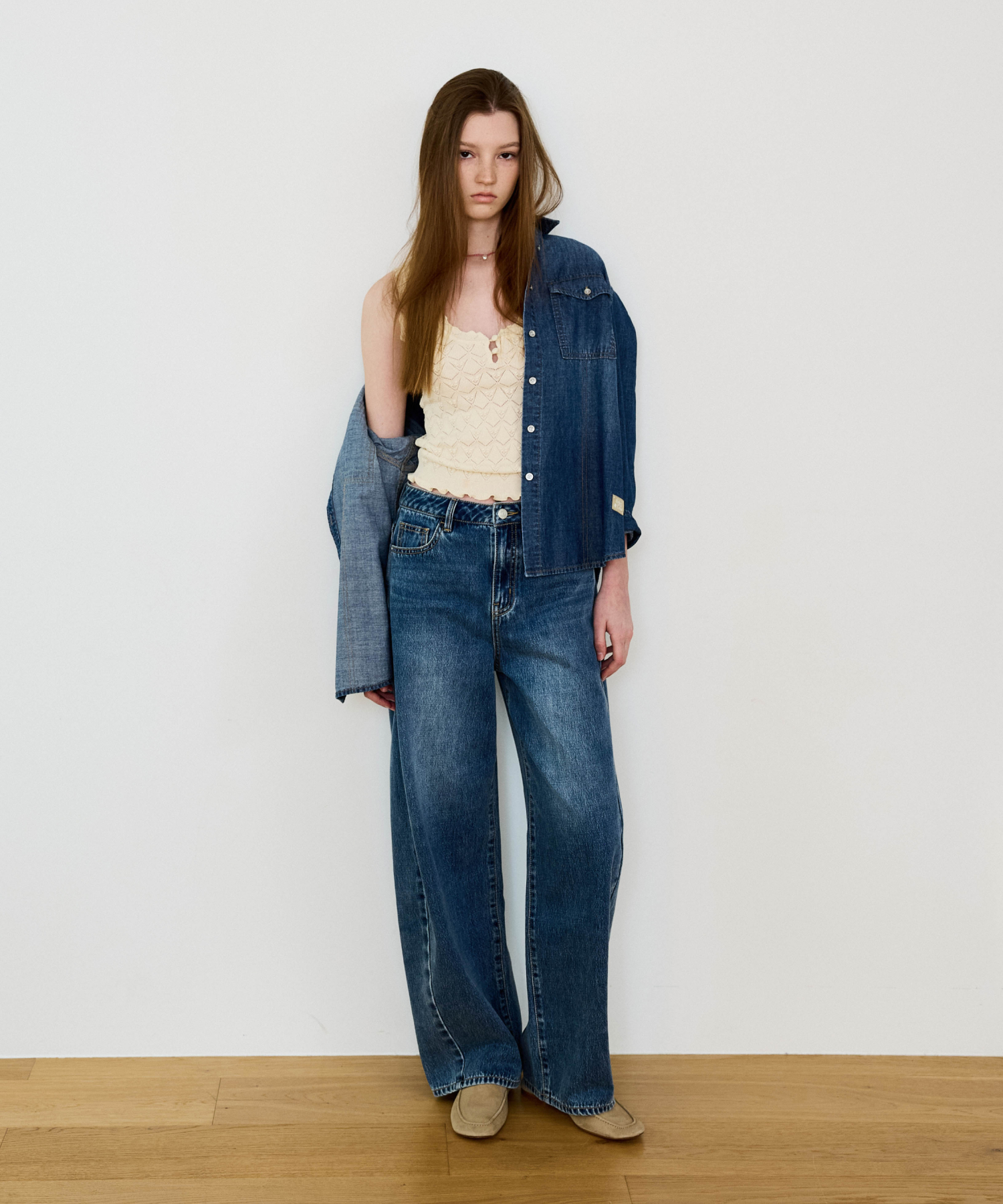 Influencer pick] [WOMEN] Sideline Cut Denim BLACK | ファッション