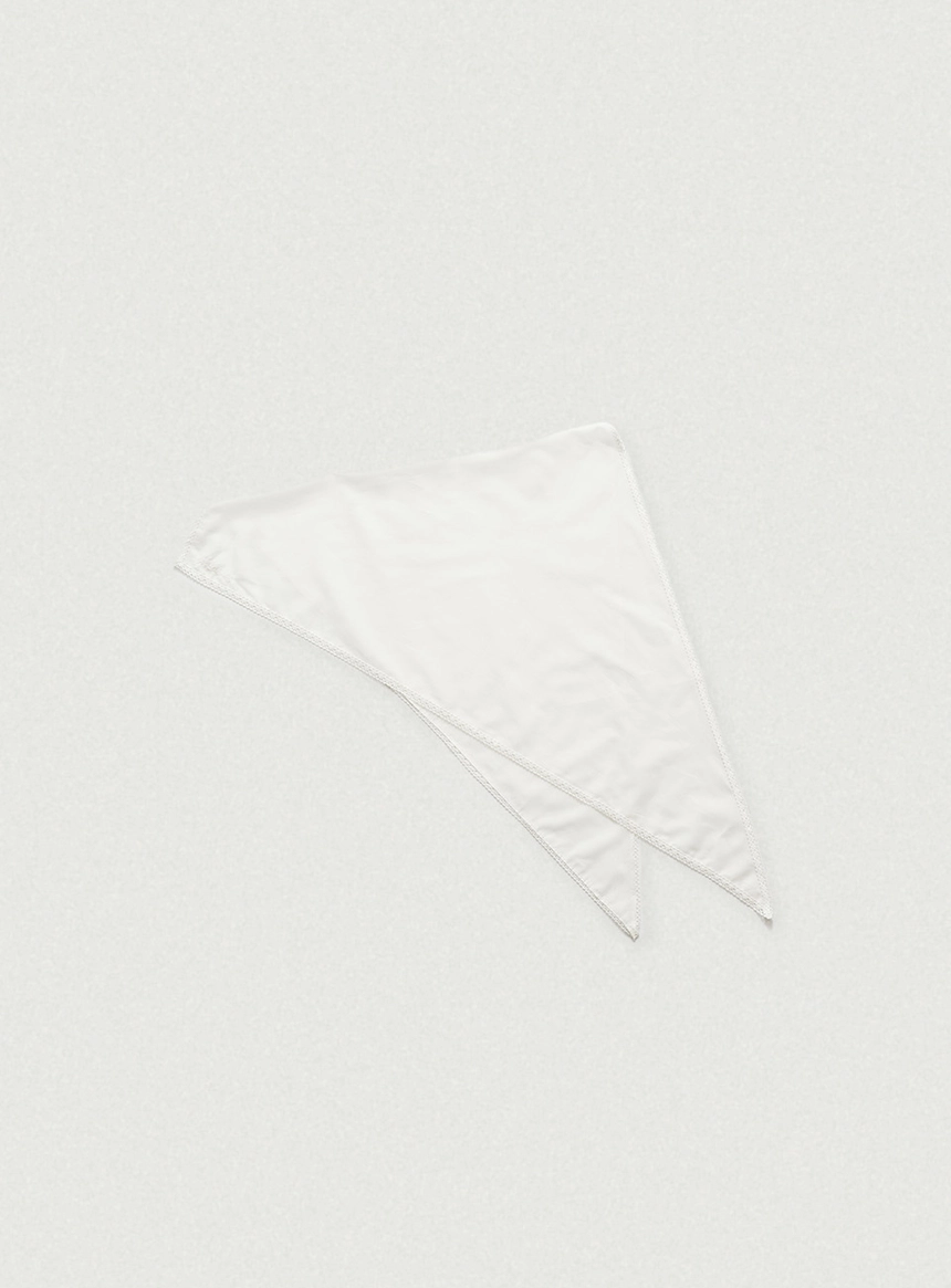 Clair Pure Scarf_01.jpg