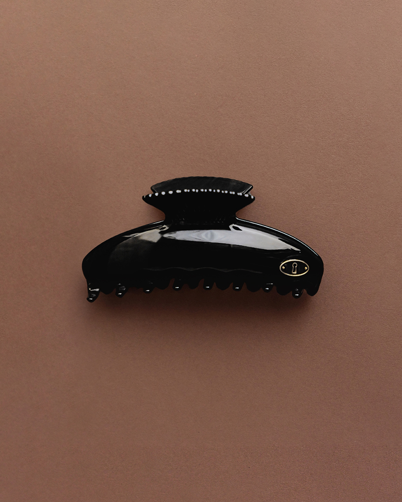 Classy Logo Shell Hair Clip (Black)