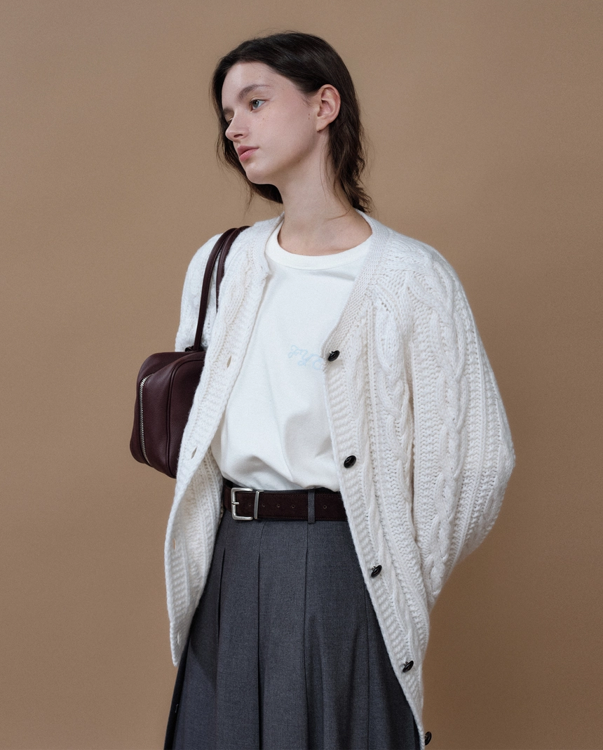 Coni-Cable-Wool-Knit-Cardigan-cream_06.jpg
