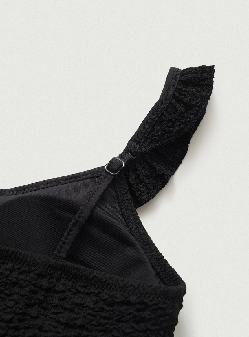 Crinkle Ruffle Bikini_Black_09.jpg
