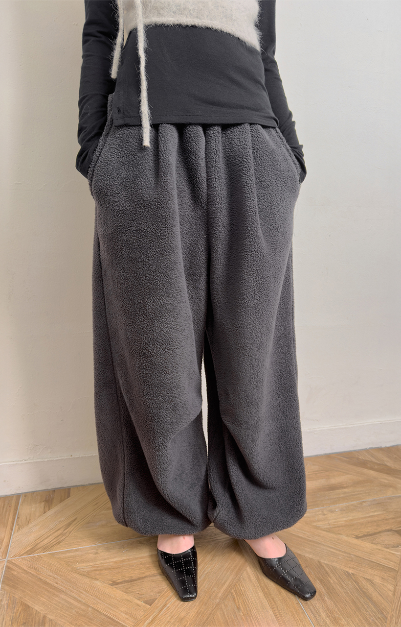 [yang x DIAGONAL] WARM JOGGER PANTS (dark grey)