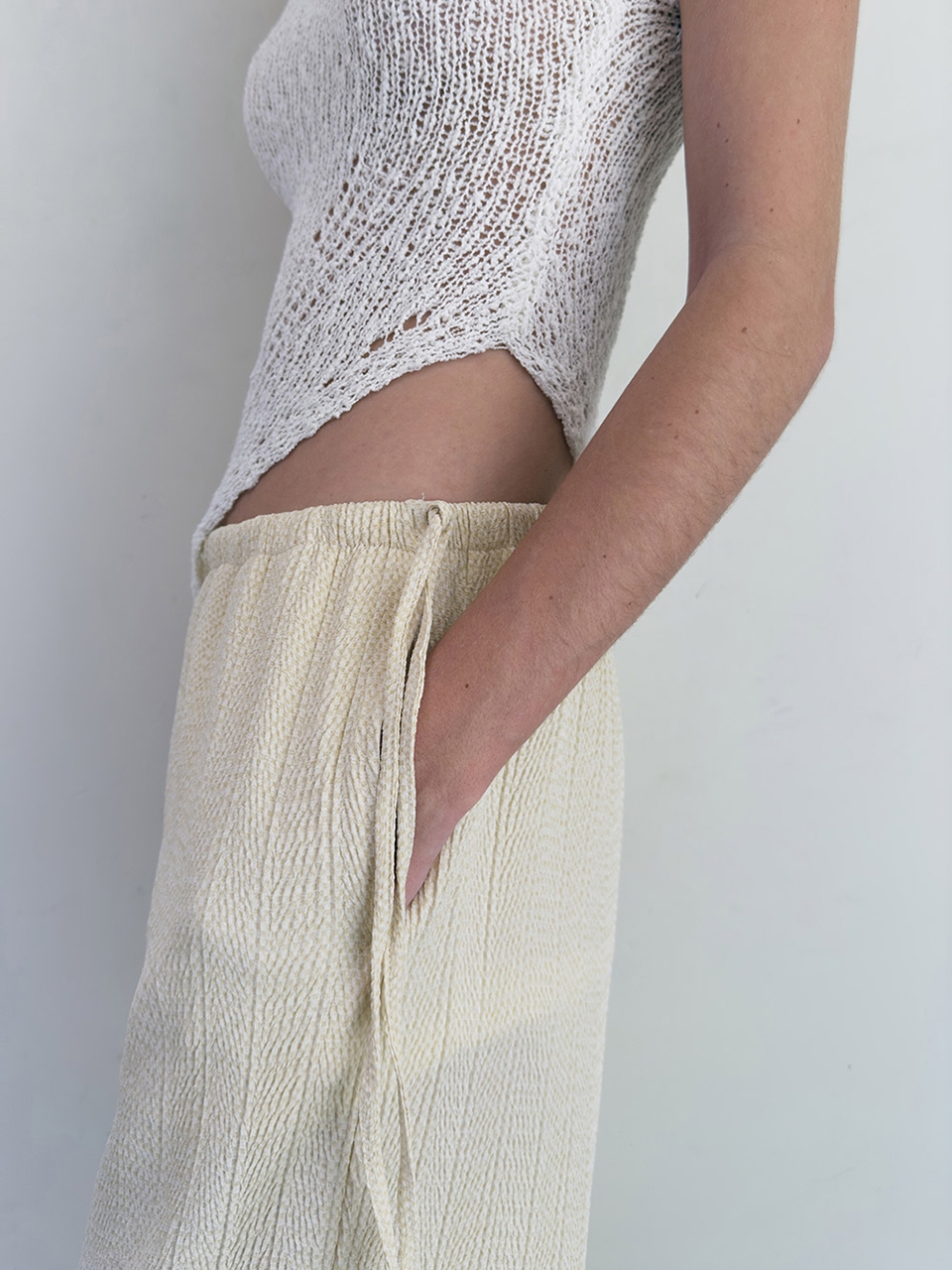 WRINKLED STRAP PANTS (butter) | ファッション通販サイト NUGU