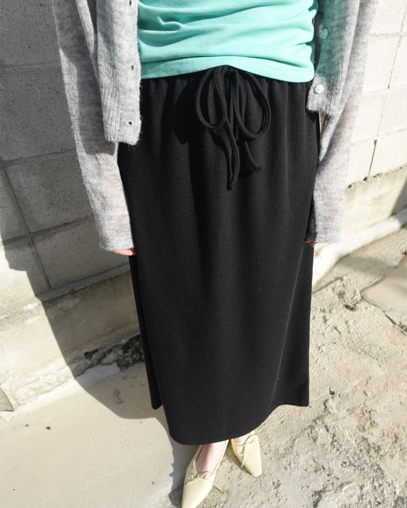 Aラインリブロングスカート