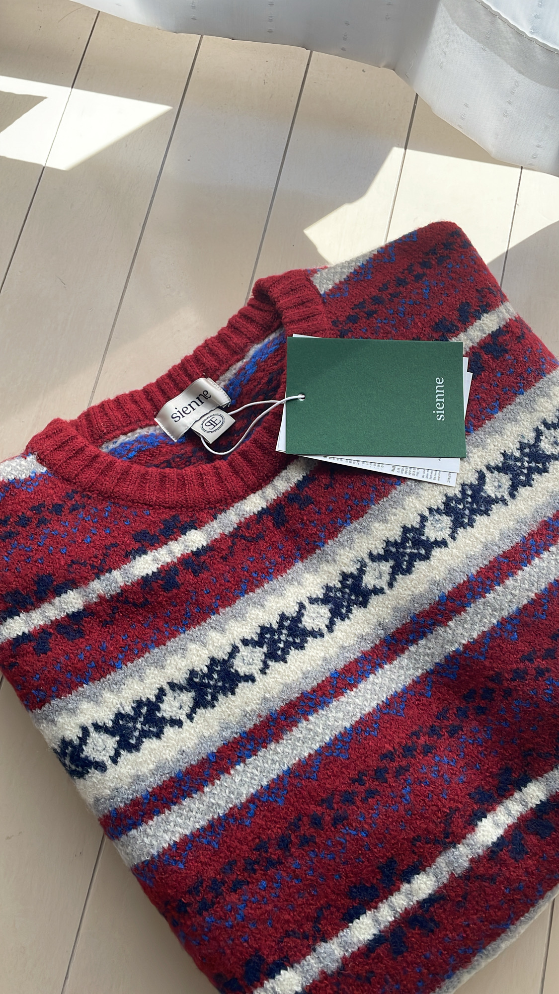 OLD Design cardigan 古着　ユニセックス　短丈　ショート丈 Grandpa Jacquard Knit - Burgundy | ファッション通販サイト NUGU