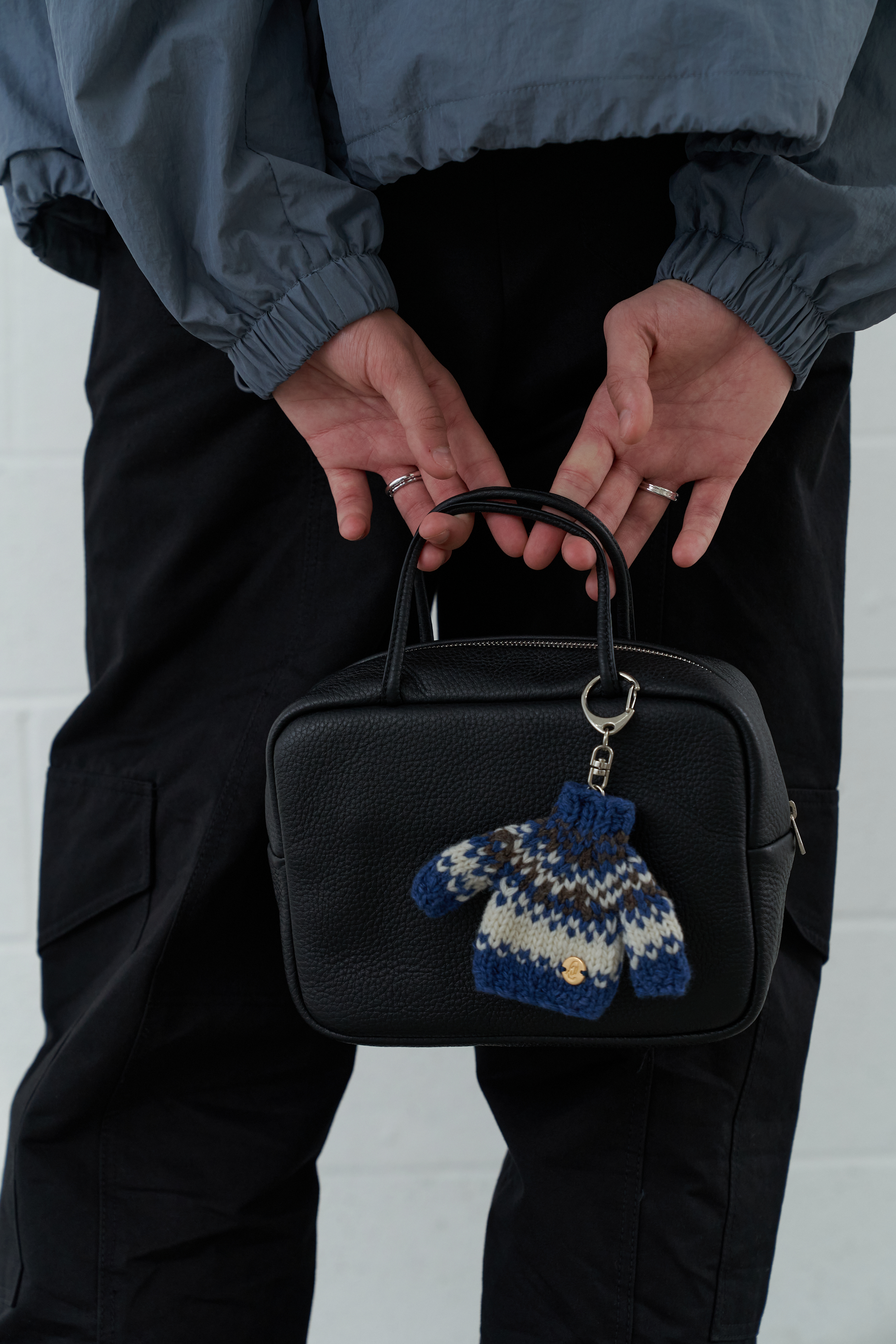 Symbol sweater keyring_3colors