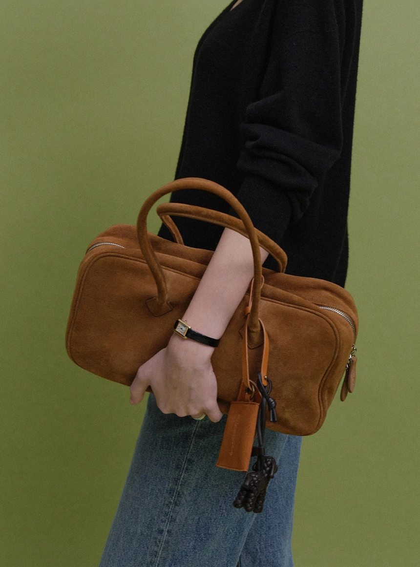 Essential-Iann-Suede-Tote-Bag-camel_02.jpg