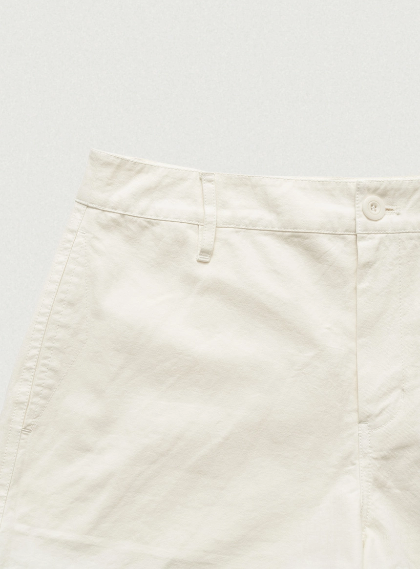 Evelyn Cotton Shorts_Ivory_03.jpg