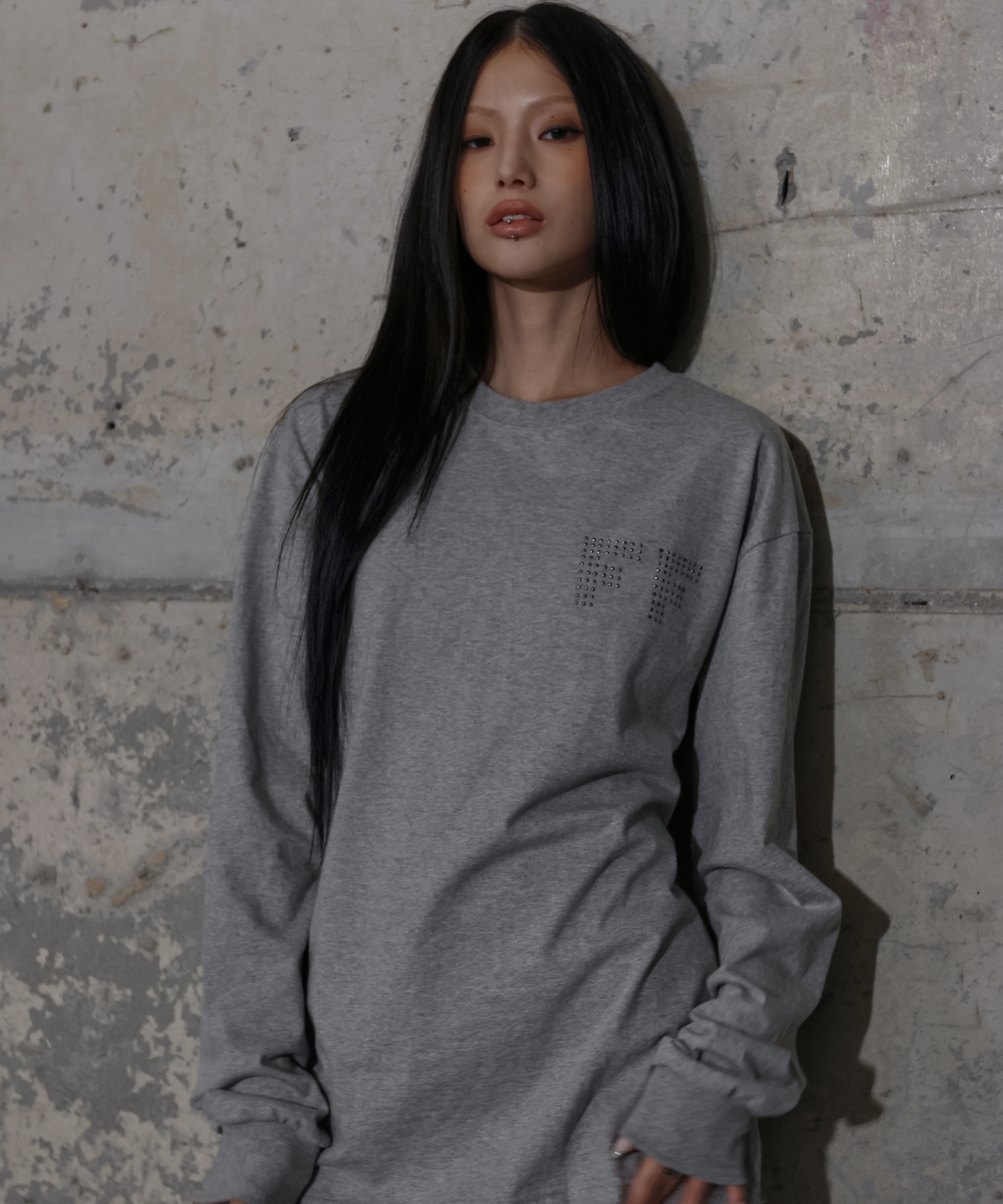 FF LETTERING LONG SLEEVE (GRAY) F25ZB022