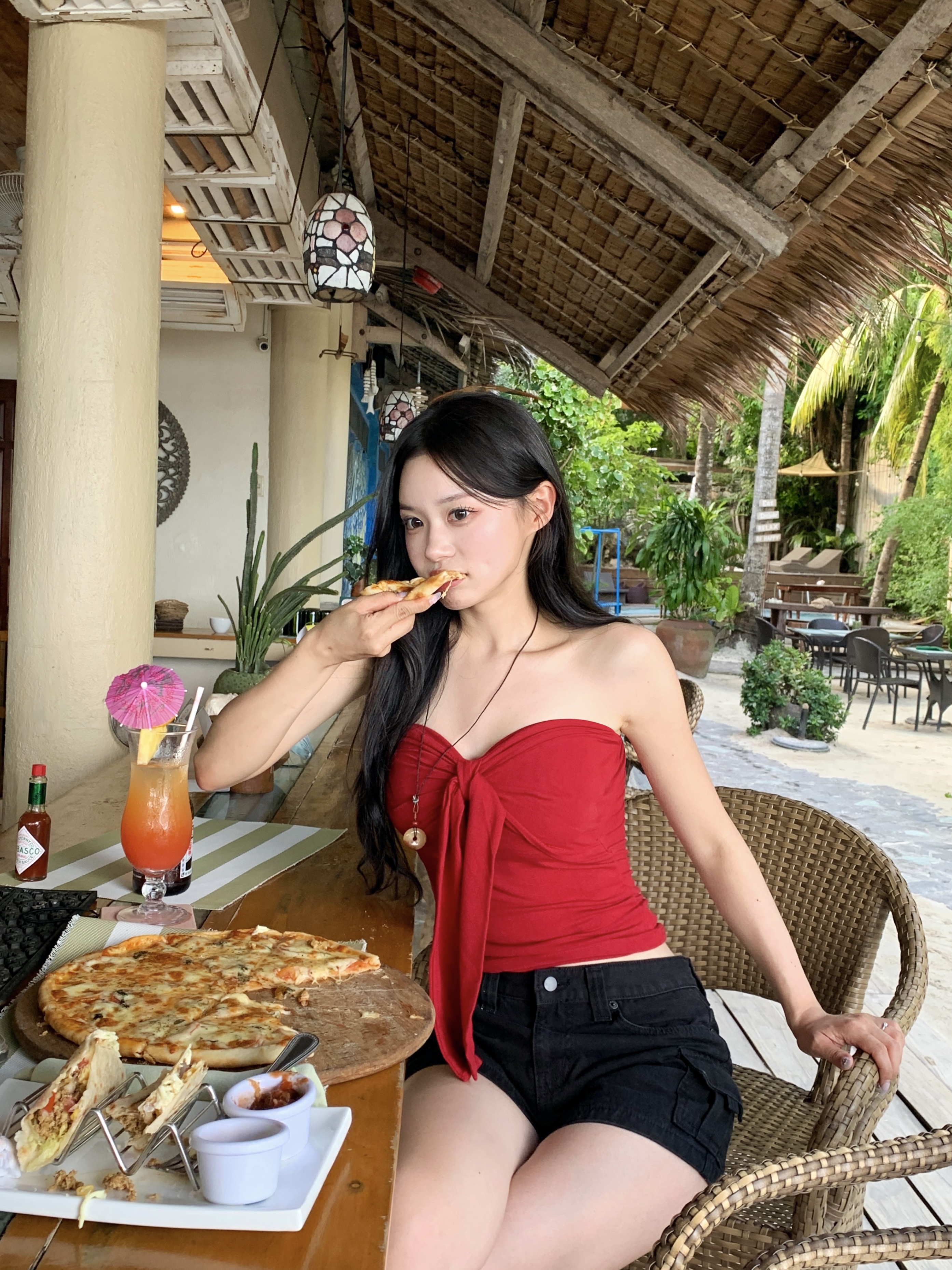 カップ付き]リボンストラップチューブトップ | ファッション通販