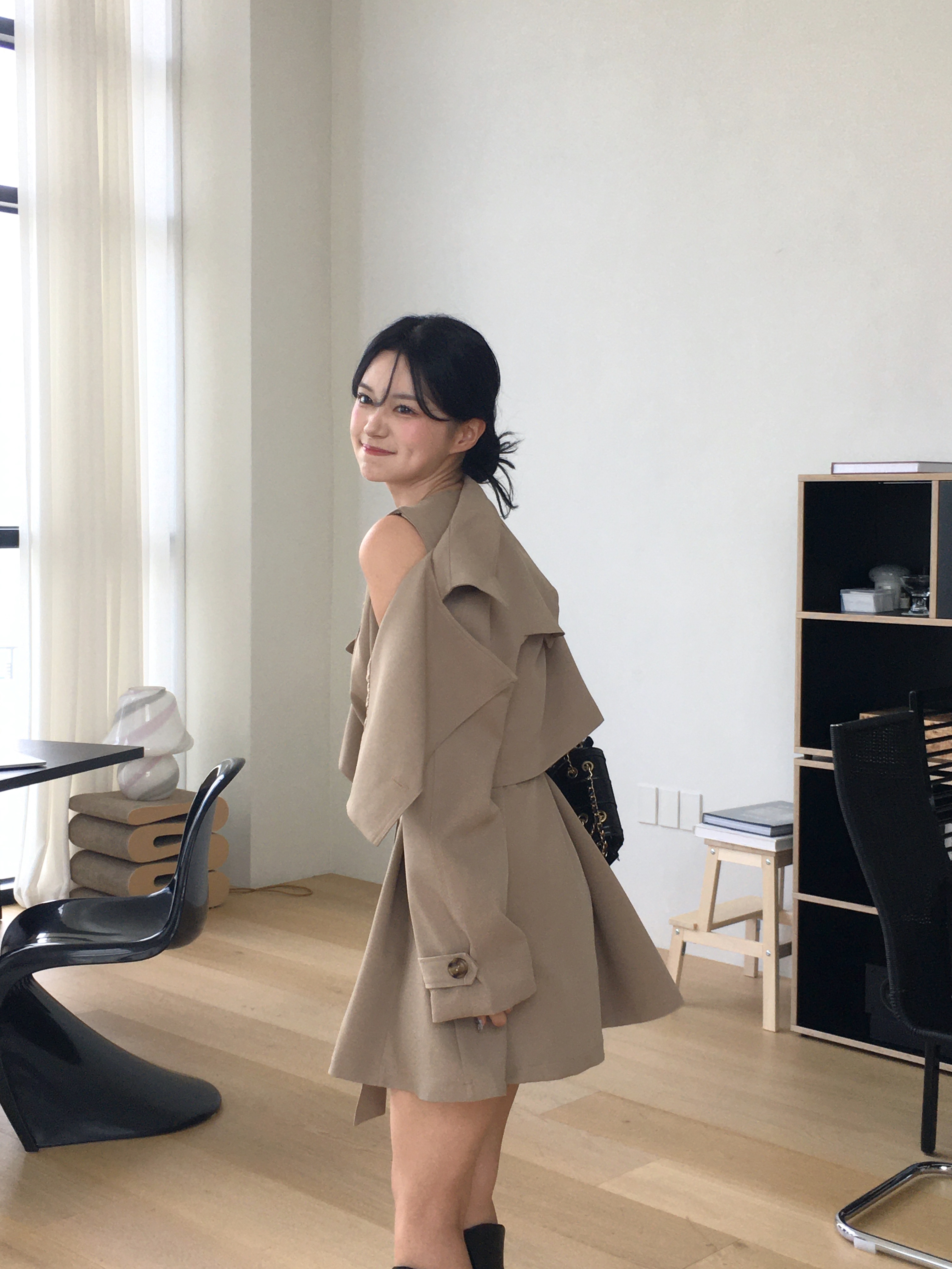 バーバリーチルドレン　トレンチワンピース　6Y 116cm バーバリーチルドレン トレンチワンピース 6Y 116cm バーバリー