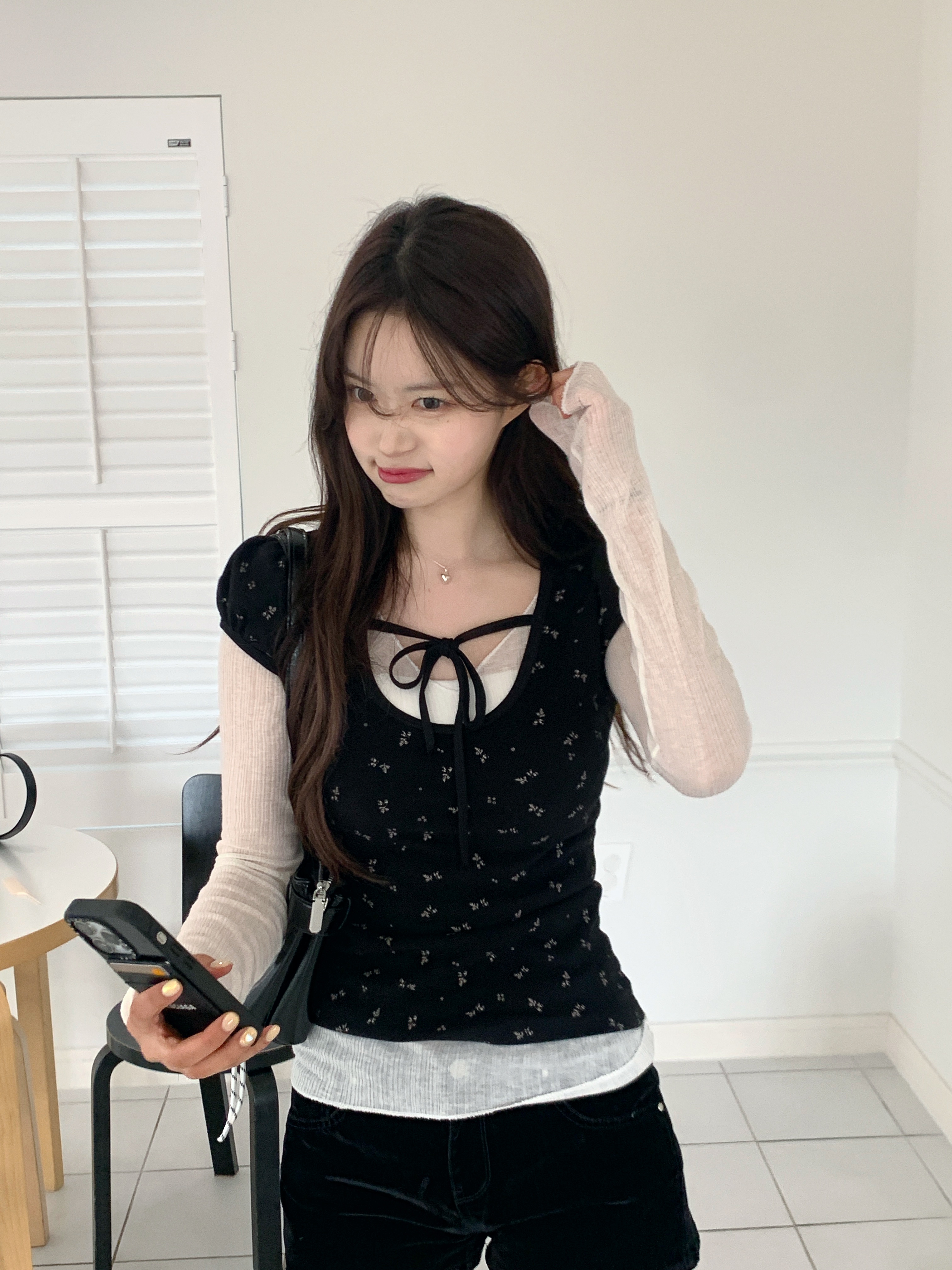 ウォニョン着用★【 JEANS】ストレッチＶネックリブTシャツ シースルーVネックTシャツ | ファッション通販サイト NUGU