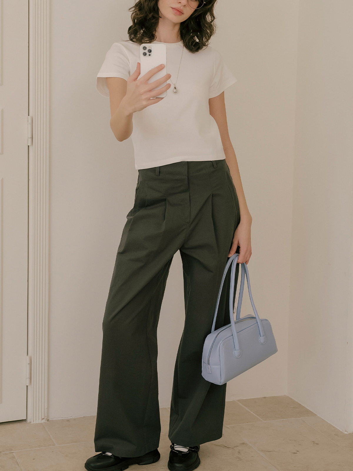 Belt point pintuck wide cotton pants_Charcoal