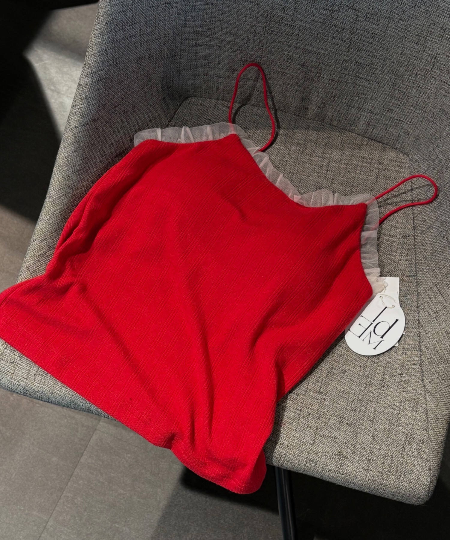 美品 DSQUARED2 フリルキャミソール 40 美品 DSQUARED2 フリル