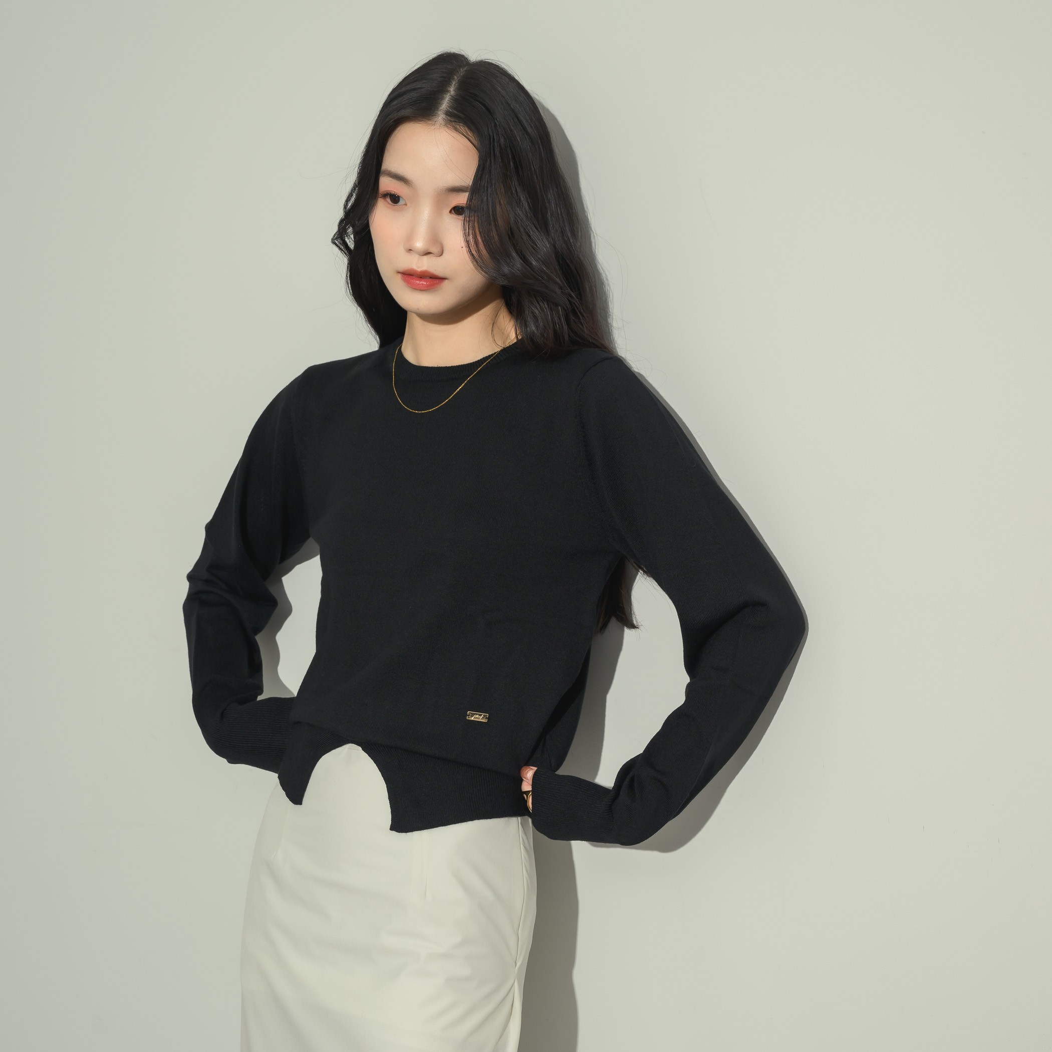 センタースリットニットプルオーバー | ファッション通販サイト NUGU