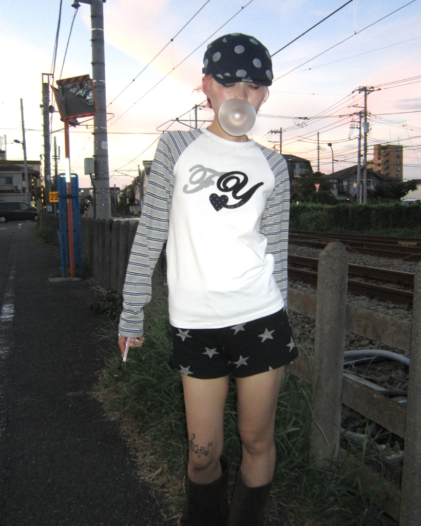 Fancy Club X haku] Fy Patch Stripe Reglan Tee (White