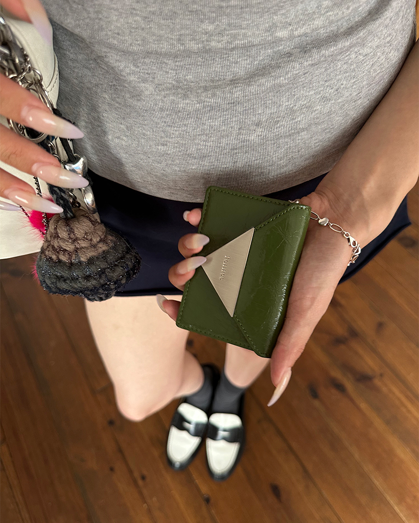 ★Fennec★ CRINKLE TRIANGLE ACCORDION POCKET OLIVE CRINKLE TRIANGLE ACCORDION POCKET - OLIVE - Fennec