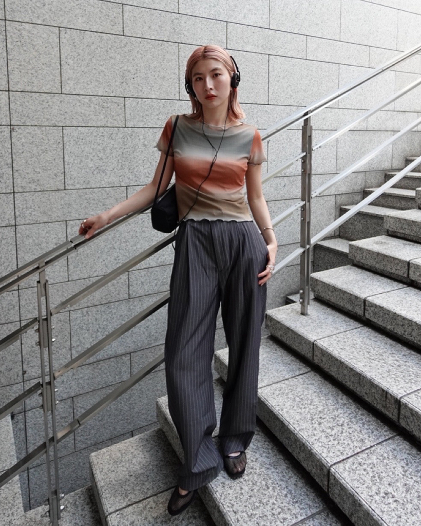 ユニセックス）ピンストライプダブルタックスラックス