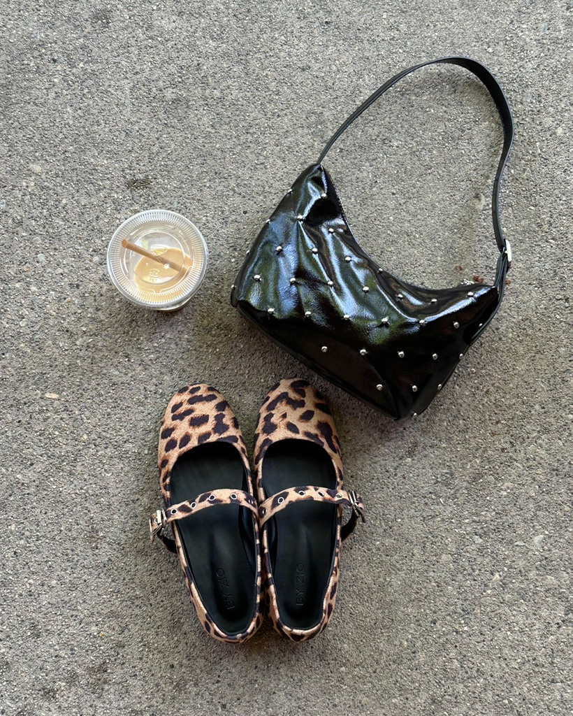 【極美品】サムエデルマン　メリージェーンシューズ 　25.5 フラットシューズ 30%OFF：2025SS：メリージェーン ストラップ フラットシューズ