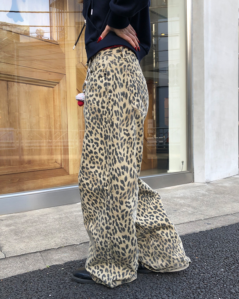 【jung着用】karacter レオパード柄パンツ サイズ02 2color ／ 4size 】レオパードヴィンテージタックワイドカーゴ